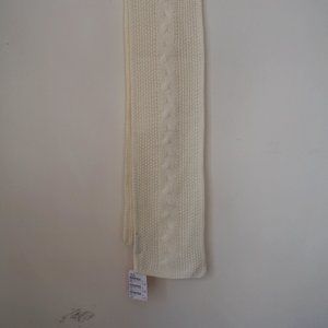 Cream knit scarf NWT